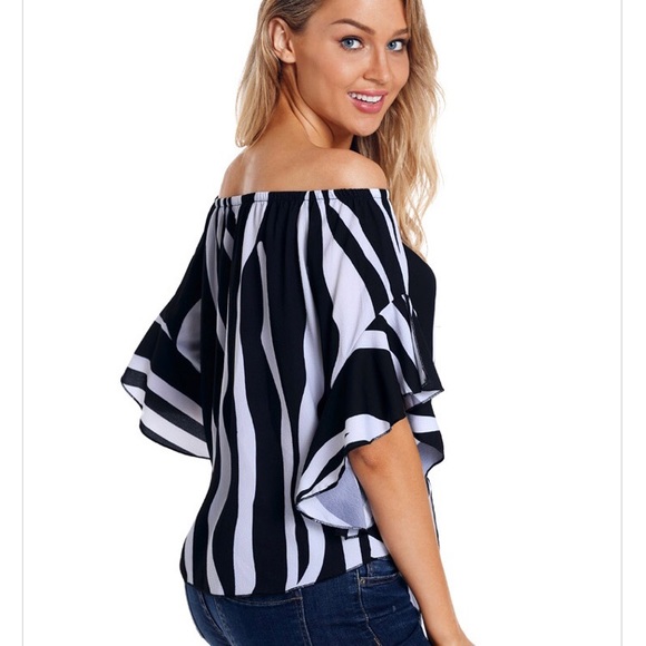 Last one Off shoulders,slash neck tie front tops - Picture 5 of 7